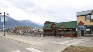 Businesses on Connaught Drive in Jasper. (Source: Parks Canada)