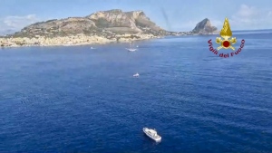 1 dead, 6 missing after luxury superyacht sinks in storm off Sicily