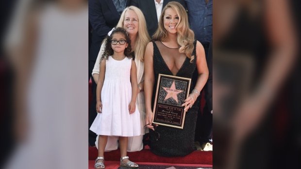 Mariah Carey with mom and daughter