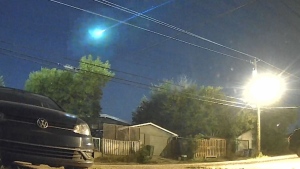  Meteorite over Calgary skies captured on dash cam