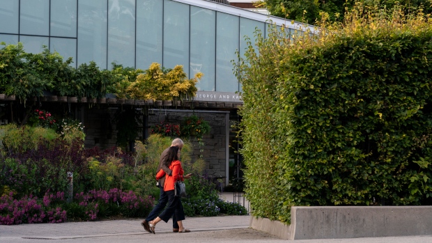 People walk past Edwards Gardens in Toronto, Friday, Sept. 3 2024 . THE CANADIAN PRESS/Paige Taylor White