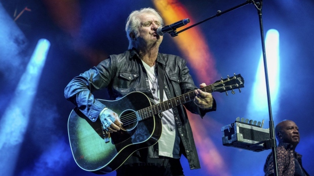 Tom Cochrane