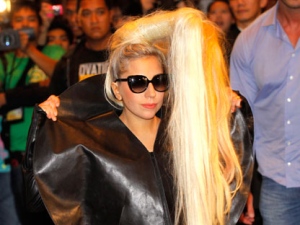 Lady Gaga Faces Backlash Over Super Bowl Photo