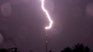 Lightning strikes CN Tower