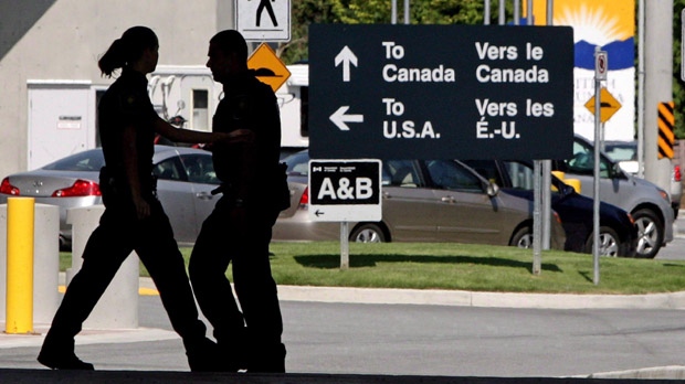 Americans crossing into Canada carrying guns with 'alarming frequency ...